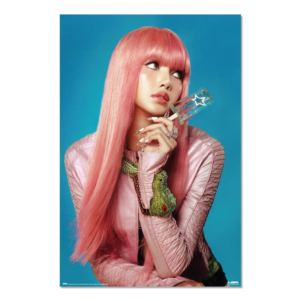 Cuadro Lisa de Blackpink pelo rosa enmarcado en aluminio de 92x62 cm