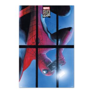 Cuadro Spider-Man 80 aniversario enmarcado en aluminio de 92x62 cm